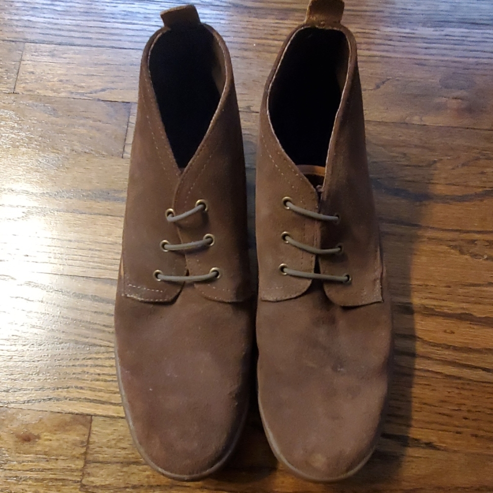 Hush Puppies men's 11 brown suede chukka s…